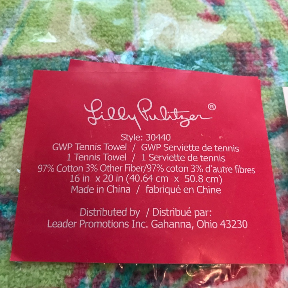 NWT Lilly Pulitzer Tennis Towel 🎾 - Picture 4 of 4